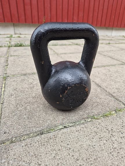 Hantel 25 kg och kettlebells 12-20 kg