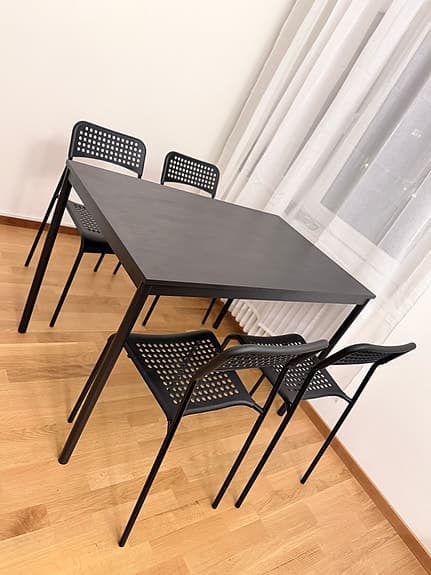 IKEA Matgrupp med 4 st stolar