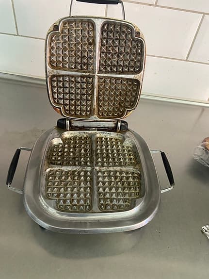 Åviken våffeljärn i metall