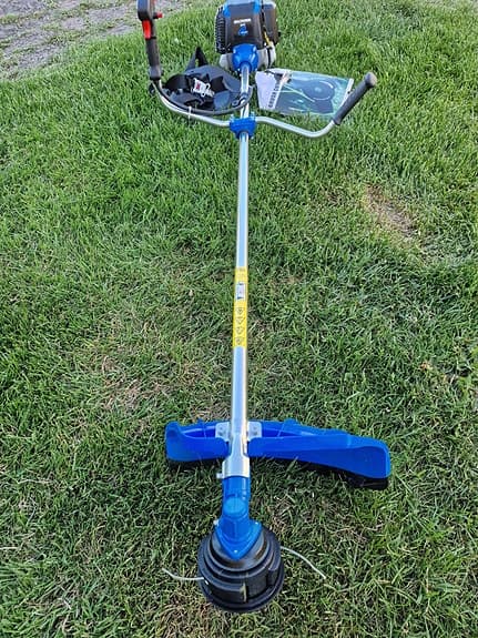 Bensindriven röjsåg/trimmer Biltema med sele, helt nytt