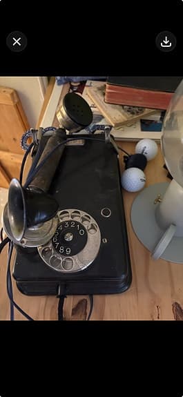 Antik svensk väggtelefon – Kungliga Telegrafverket