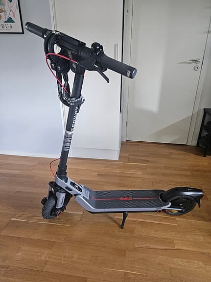 Segway Electric Scooter Ninebot E3 Pro E - 25km EU model