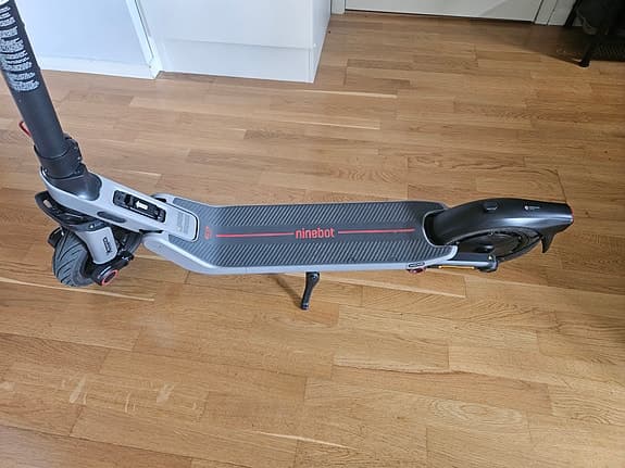 Segway Electric Scooter Ninebot E3 Pro E - 25km EU model