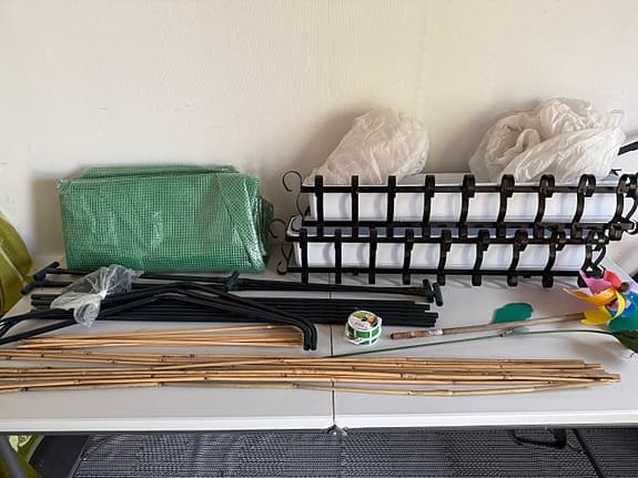 Trädgårdspaket med växtstöd, växthus, 2st fiberdukar mm