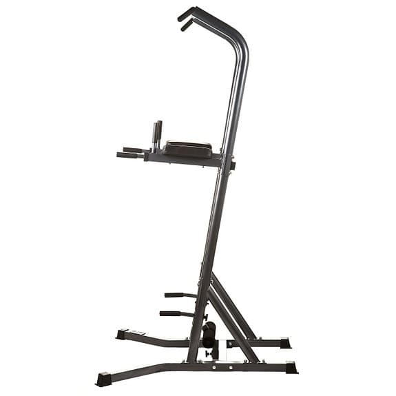 Nordic Fighter power tower chins- och dipsställning