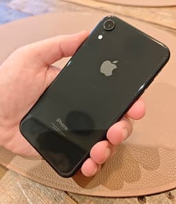 iphone XR 64gb