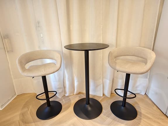 2 Barstolar – AC Design Furniture