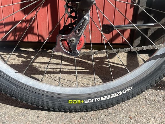 Cykel med nya däck