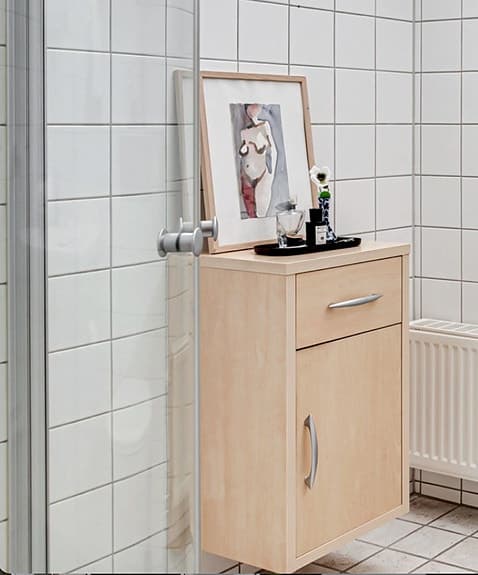 Badrumsskåp från Vedum
