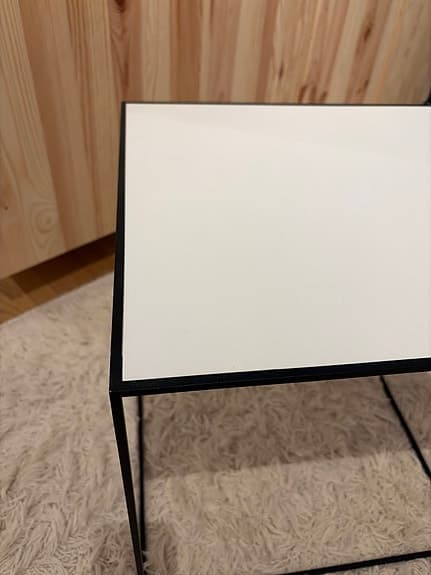 Soffbord / sideboard/ bord - vändbar skiva