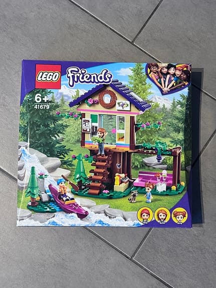 LEGO Friends 41679 Trähus vid floden byggset