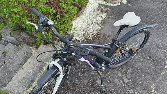 Merida hybrid cykel S 16" dam svart/lila