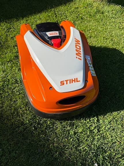 Stihl iMow RMI 422.2 robotgräsklippare i fint skick