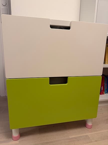 IKEA byrå med 2 lådor säljes