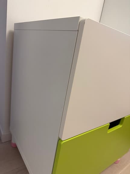 IKEA byrå med 2 lådor säljes