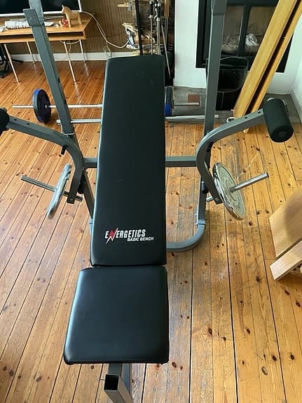 Energetics bänkpress med skivstång och vikter