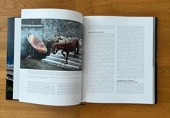 Vår tid på jorden – faktabok/fotobok av Johan Rockström och Mattias Klum