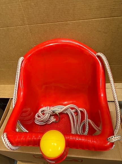 Röd babysits gunga med rep
