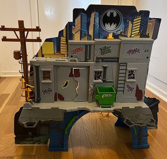 Batman‑paket: Batcave & RC‑bIl med figur