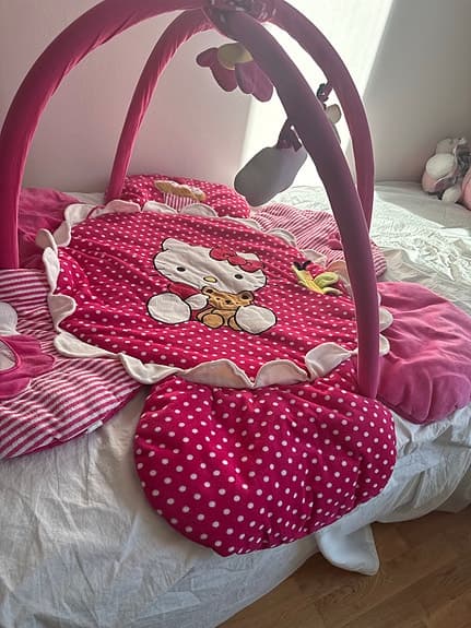 Hello Kitty babygym lekmatta rosa