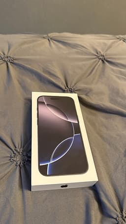 Iphone 16 pro - 128 GB - Svart