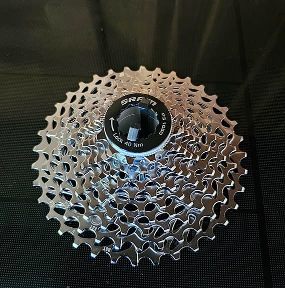 SRAM PG-1050 10-delad kassett 12-36
