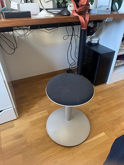 IKEA Nilserik - Ergonomisk Pallstol Höj- och sänkbar