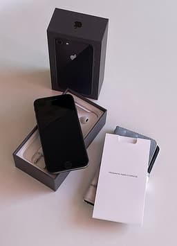 Svart iPhone 8