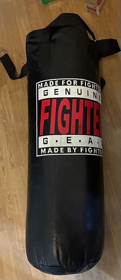 Fighter Gear boxningssäck svart