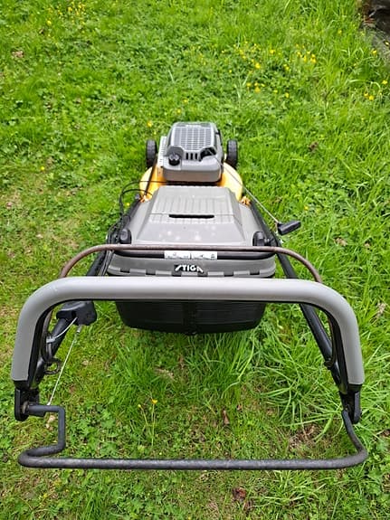 Stiga Turbo självgående bensinklippare med uppsamlare