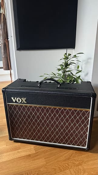 VOX AC15C1