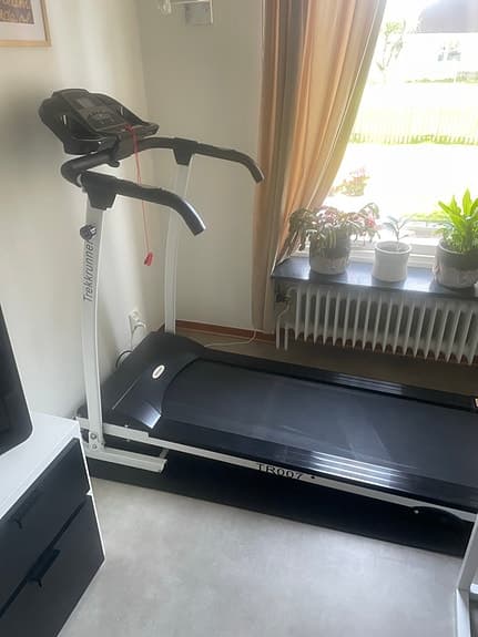 Tunturi löpbandlöpband med display