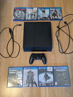 PlayStation 4 500GB + 8 spel + handkontroll – sänkt till 999 kr