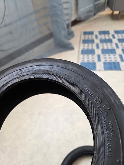 Däck och slang 10"x2.125 till Elsparkcykel