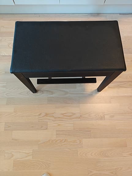 Sittbänk med skohylla