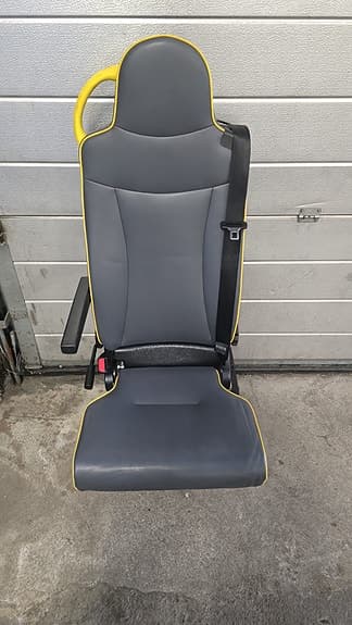 Vridbar busstol