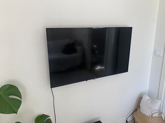 TCL 40" TV med inbyggd Chromecast (kvitto finns)