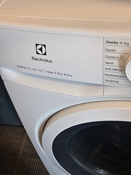 Electrolux PerfectCare 700 EW7W5268E5 kombinerad tvättmaskin/torktumlare vit