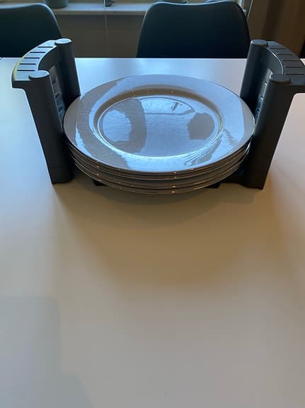 Tallrikshållare Blum