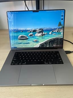 MacBook Pro 16” M2 Pro, 16GB RAM, 512GB SSD