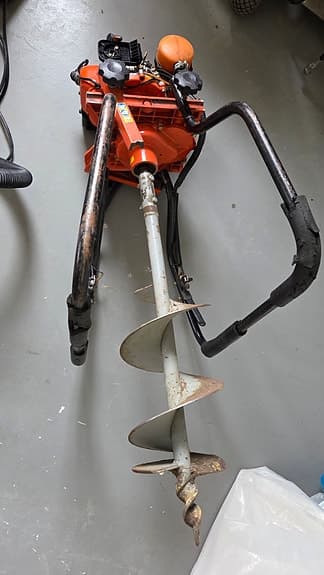 Bensindriven jordborr orange