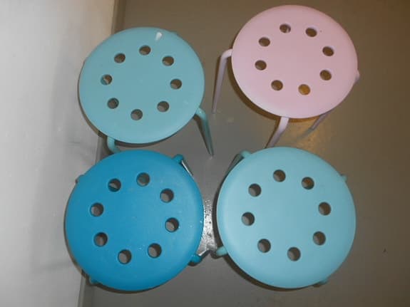 Färgglada pallar i metall, 4-pack