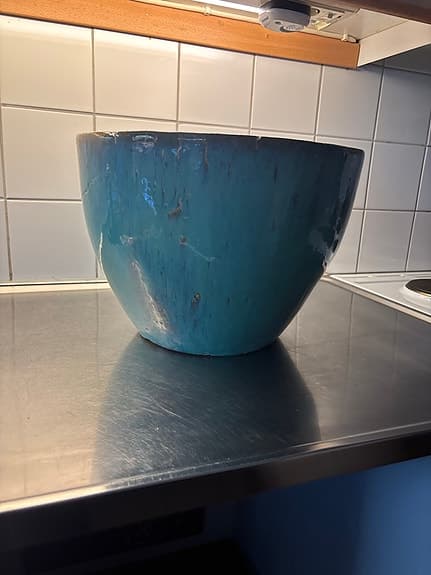 Stor turkos kruka i keramik