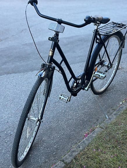 28 tum damcykel 3 växlar / Klassisk stadscykel i fint bruksskick