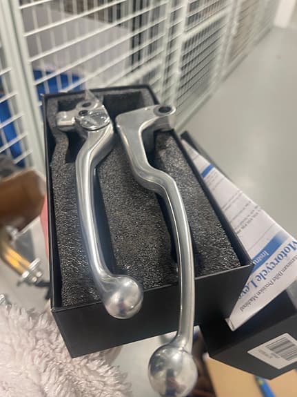Original kopplingshandtag till Yamaha (OBS!! Bara ena handtaget kvar)