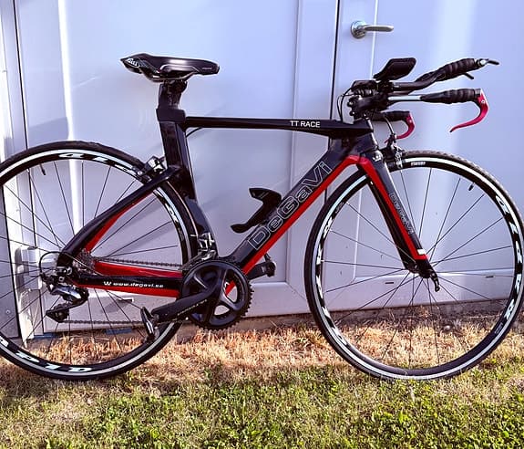 Tempo/triathloncykel och trainer