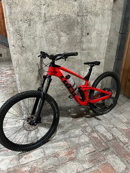 Trek slash 7 29” XL 2021, uttagen 2022. Cyklad endast 2022