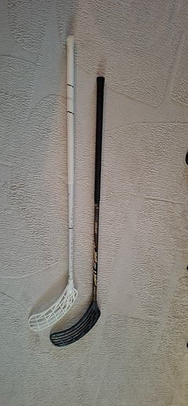 Innebandyklubbor Unihoc Superskin 26 & Fatpipe Venom 27