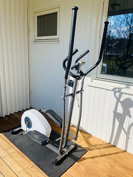 Crosstrainer,träningsdata,LCDskärm display,batteridriven