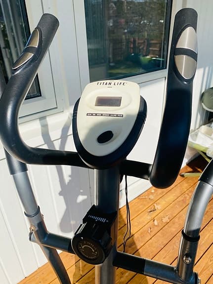 Crosstrainer,träningsdata,LCDskärm display,batteridriven